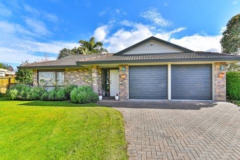 Photo of property in 3 Gaylord Place, Conifer Grove, Takanini, 2112
