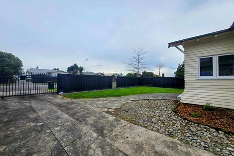 Photo of property in 47 Burns Avenue, Takaro, Palmerston North, 4412