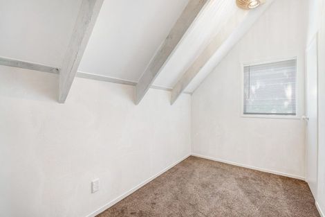 Photo of property in 2162 State Highway 16, Helensville, 0875