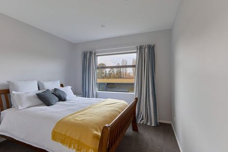 Photo of property in 21 Maurice James Way, Prebbleton, 7604