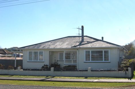 Photo of property in 170 Park Street, Hokitika, 7810
