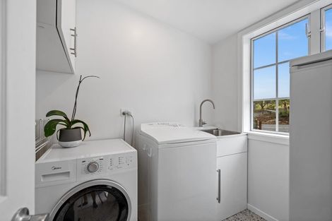 Photo of property in 6 Tavinor Road, Otaika, Whangarei, 0170