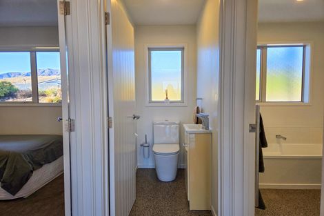 Photo of property in 10 Manning Place, Lake Tekapo, 7999