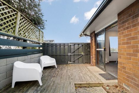 Photo of property in 1 Highgate, Belleknowes, Dunedin, 9011