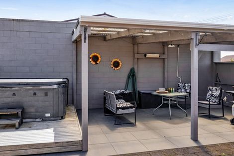 Photo of property in 40 Standish Street, Inglewood, 4330