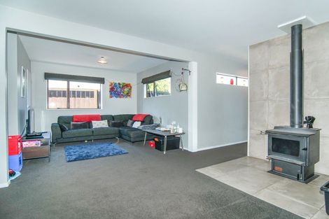 Photo of property in 16 Coates Street, Westport, 7825