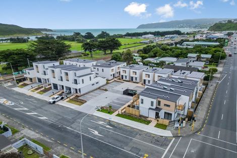 Photo of property in 2/10 Pascoe Avenue, Paremata, Porirua, 5026