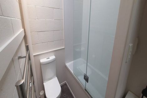 Photo of property in Paddington Apartments, 15u5 Mckinley Crescent, Brooklyn, Wellington, 6021