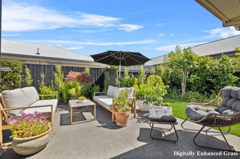 Photo of property in 1 Iti Place, Parklands, Christchurch, 8083