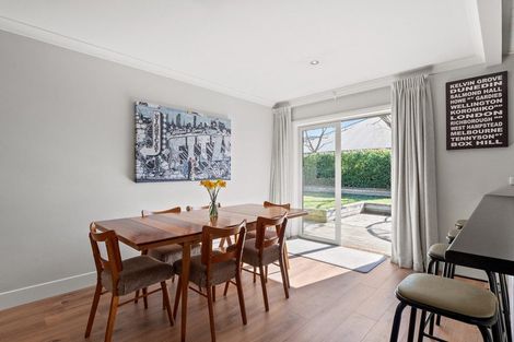 Photo of property in 15 Shanahan Lane, Arrowtown, 9302