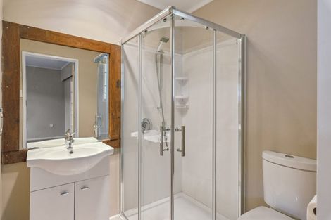 Photo of property in 37 Kapanui Road, Waikanae, 5036