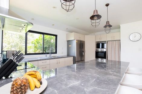 Photo of property in 230 Central Road, Waitakaruru, Thames, 3576