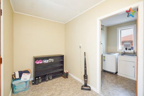 Photo of property in 75 Durham Street, Waikiwi, Invercargill, 9810