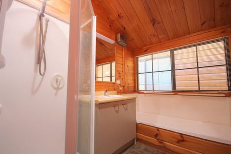 Photo of property in 180 Vista Paku, Pauanui, Hikuai, 3579