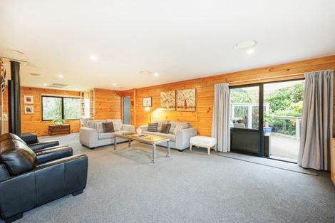 Photo of property in 23 Abby Road, Fitzherbert, Palmerston North, 4410