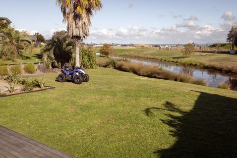 Photo of property in 33 Montia Close, Papamoa Beach, Papamoa, 3118