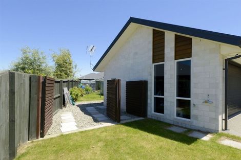 Photo of property in 9 New Creek Mews, Rolleston, 7614