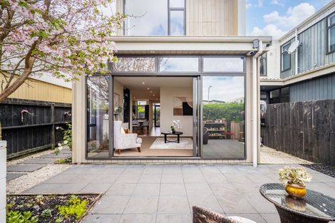 Photo of property in 67 Battalion Drive, Papakura, 2110