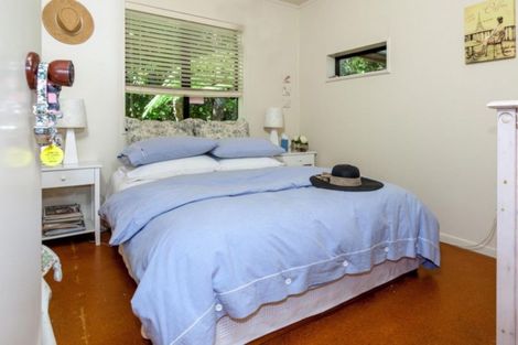 Photo of property in 131 Park Avenue, Whangamata, 3620