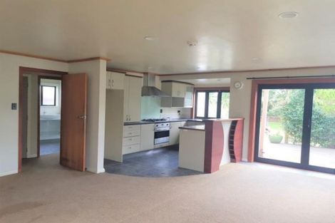 Photo of property in 28 Bulteel Street, New Plymouth, 4310