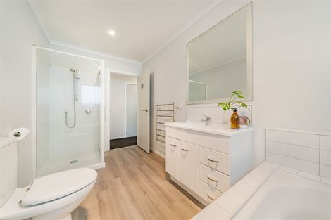Photo of property in 85 Farmer Crescent, Taita, Lower Hutt, 5011