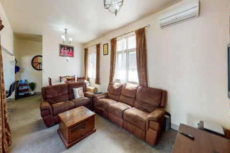 Photo of property in 11 Toru Street, Lyall Bay, Wellington, 6022