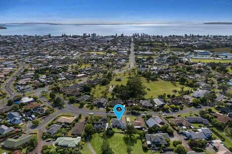 Photo of property in 75 Maygrove Drive, Orewa, 0931