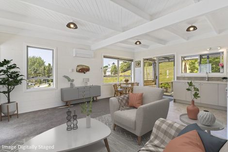 Photo of property in 11 Donald Place, Stillwater, Silverdale, 0993
