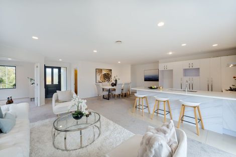 Photo of property in 4 Shiraz Place, Henderson, Auckland, 0612