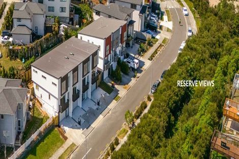 Photo of property in 35 Lawson Creek Street, Massey, Auckland, 0614