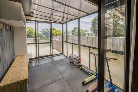 Photo of property in 54 Te Kupe Road, Paraparaumu Beach, Paraparaumu, 5032