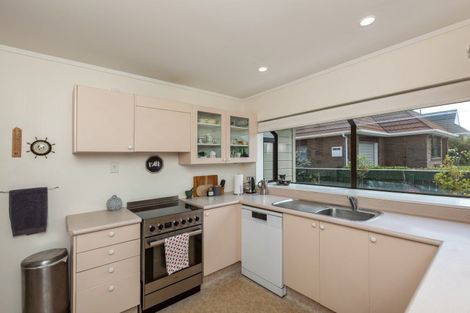 Photo of property in 113 Hillcrest Road, Raumati Beach, Paraparaumu, 5032