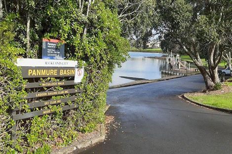 Photo of property in 2 Millen Avenue, Pakuranga, Auckland, 2010