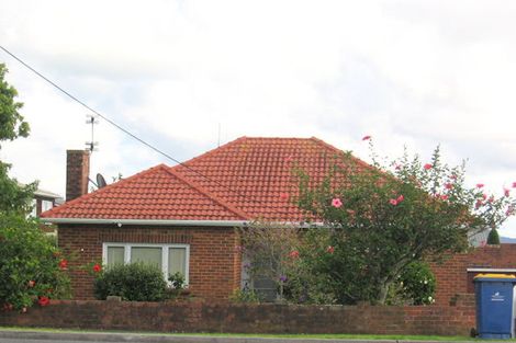 Photo of property in 1/9 Pleasant Road, Glen Eden, Auckland, 0602