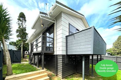Photo of property in 2/124 Finlayson Avenue, Clendon Park, Auckland, 2103