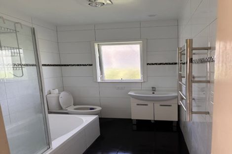 Photo of property in 55a Metcalfe Road, Ranui, Auckland, 0612