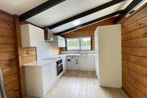 Photo of property in 26 Seaview Road, Glenfield, Auckland, 0629