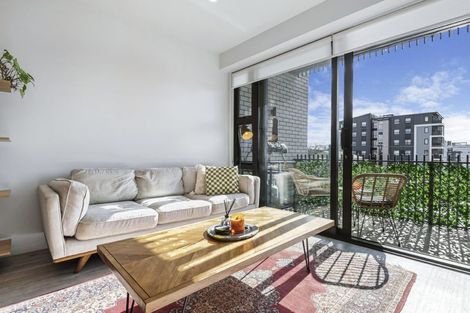 Photo of property in 109/165 Lake Road, Northcote, Auckland, 0627
