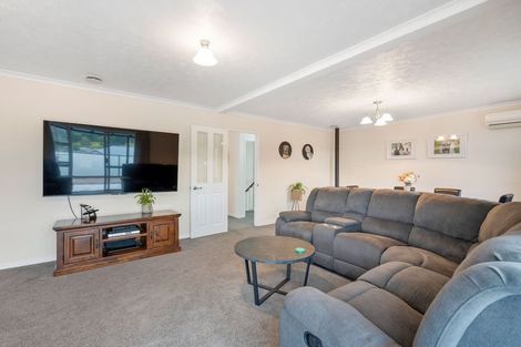 Photo of property in 1a Kennedy Road, Fairfield, Dunedin, 9018