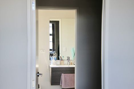 Photo of property in 8 Tiger Moth Street, Hobsonville, Auckland, 0616