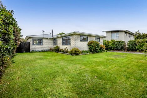 Photo of property in 8 Kowhai Street, Strandon, New Plymouth, 4312