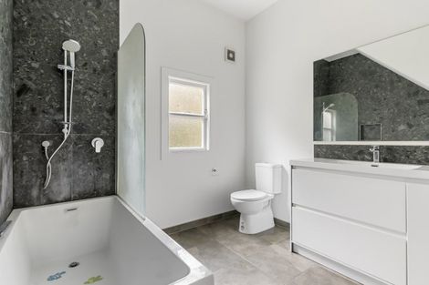 Photo of property in 133 Plateau Road, Te Marua, Upper Hutt, 5018