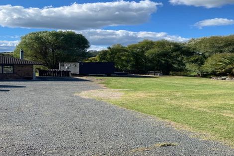 Photo of property in 261 Paparata Road, Bombay, 2675