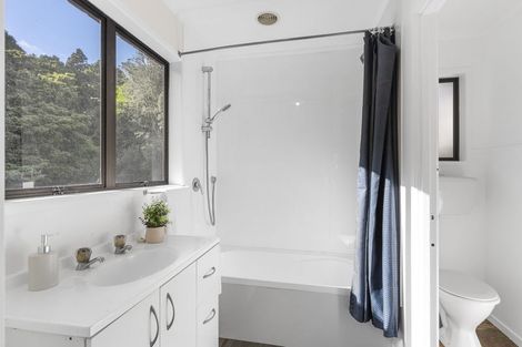 Photo of property in 5 Grevillea Court, Totara Heights, Auckland, 2105