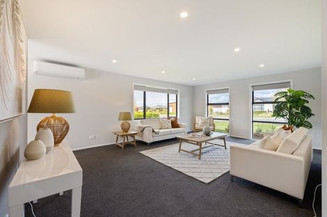 Photo of property in 15 Johnson Avenue, Amberley, 7410