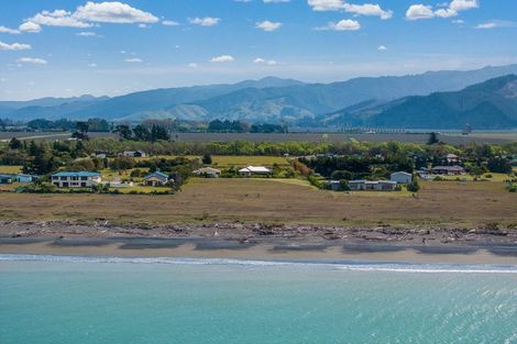 Photo of property in 32 Hinepango Drive, Rarangi, Blenheim, 7273