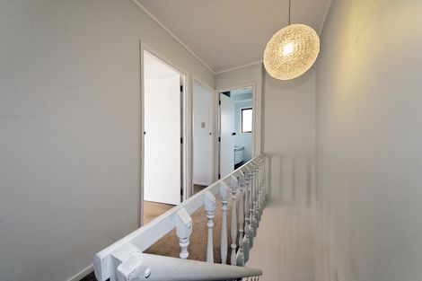 Photo of property in 4/18 Seabrook Avenue, New Lynn, Auckland, 0600