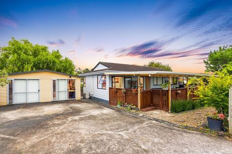 Photo of property in 154 Solar Road, Glen Eden, Auckland, 0602