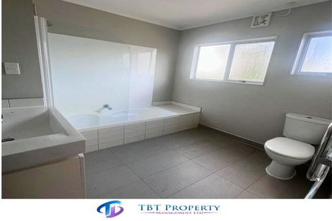 Photo of property in 77a Rosier Road, Glen Eden, Auckland, 0602