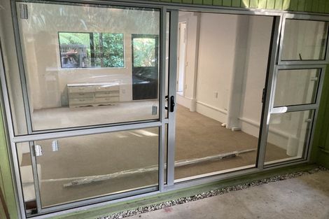 Photo of property in 89 Glenesk Road, Piha, New Lynn, 0772